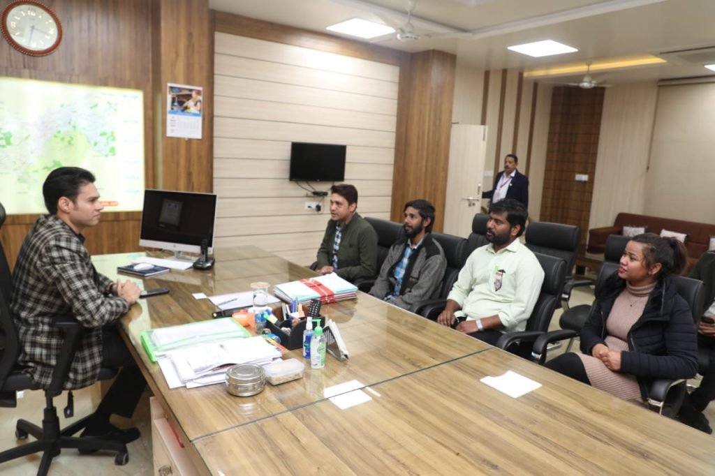 04281298711569466687148347