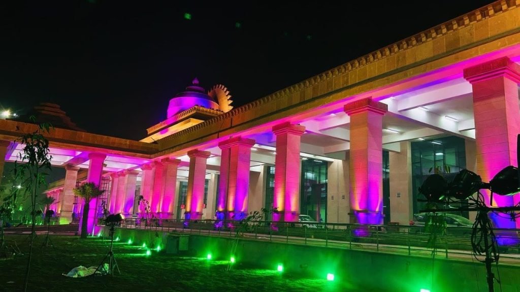 65a921b62e5e9 ayodhya dham railway station 293113963 16x9 1