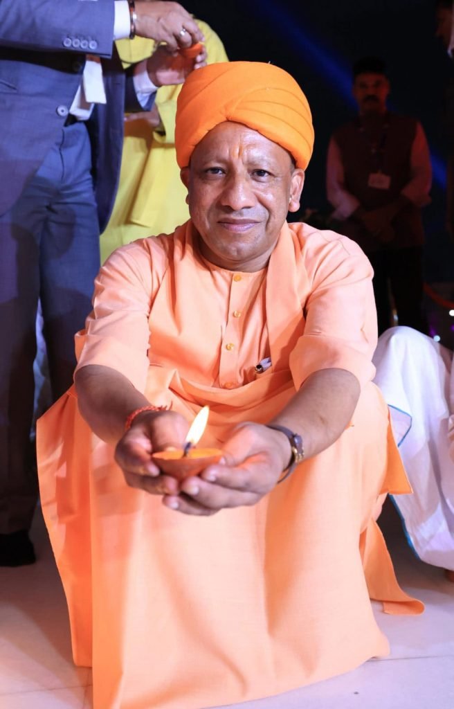 28 लाख दीयों से जगमग हुई रामनगरी अयोध्या, राम की पैड़ी पर बना एक और गिनी वर्ल्ड रिकार्ड 3 ayodhya jki