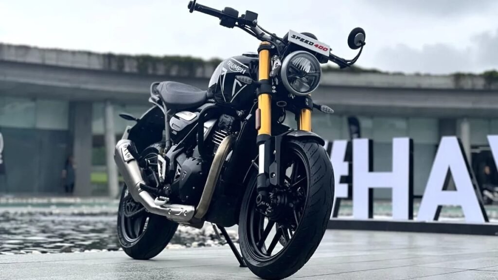 launch होते ही फटाफट बिक रही 400cc इंजन वाली Triumph Speed 400 बाइक